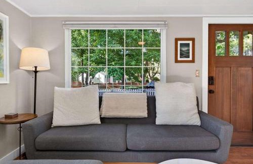 East End House | The McKinley Cottage