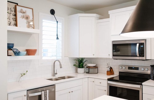 Washington Fields House | 🌲The Monroe ⛰️Pet Friendly Townhouse With Majestic Views and EV Charger Hookup