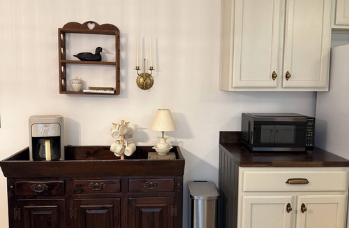 Kilmarnock House | The Nook in Kilmarnock Va 3 bedroom