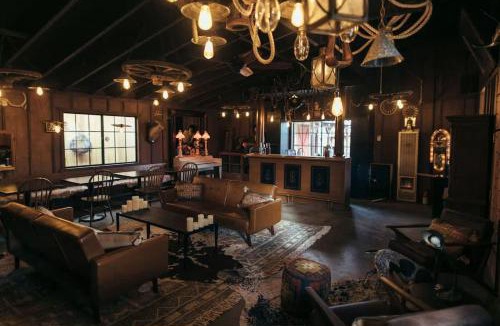 Pioneertown House | The Outlaw By The Cohost Company