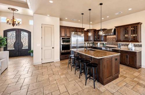 Page House | The Overlook - Triple Primary Luxe 50 Mile Views