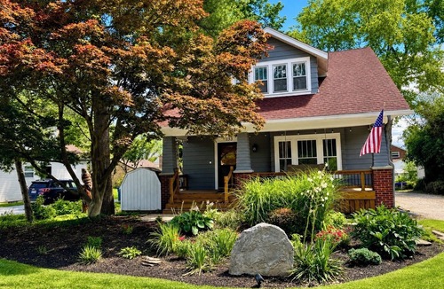 Westerville House | "The Owl's Nest" Updated Craftsman home overlooking Old Town Park.