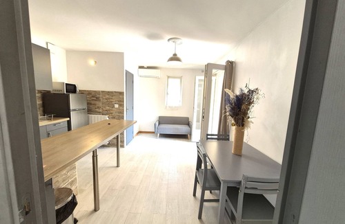 La Marana Apartment | "The parenthesis"