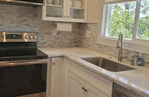 Deer Park Cottage | The Perfect Little House. Furnished 1BR cottage.