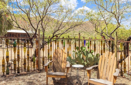 Willcox House | The Pioneer House | Summer Cottage in Willcox