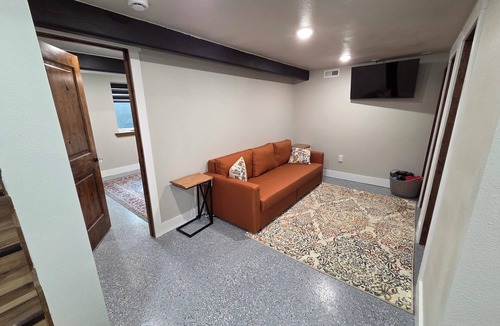 Burley House | The Quilting House a charming craftsman home centrally located in Burley