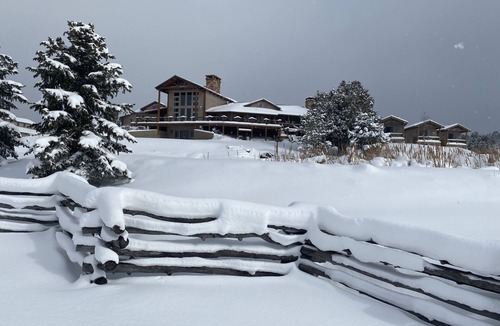 Alton House | The Ranch at Wild Rose near Zion and Bryce - Lodge and three guest cabins