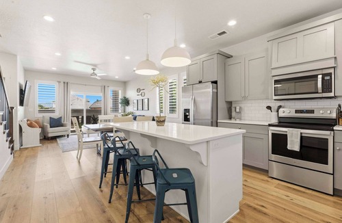 Washington Fields Condo | The Retreat Resort Amenities New Listing