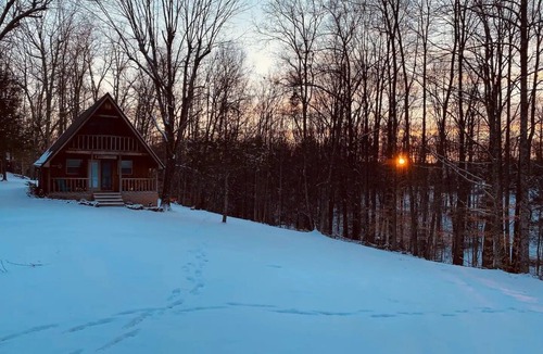 Wellington Cabin | The Ridge A-Frame: Cave Run Lake | Red River Gorge