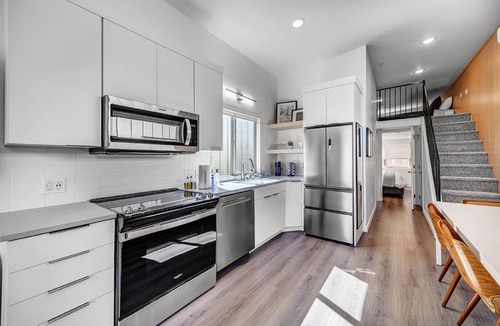 Virgin Apartment | The Riv at Zion