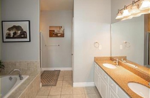 Sandbridge Apartment | The Sandbridge Dunes - Surf's Up! 305