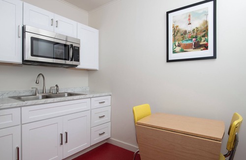 Bozeman Hotel | The Sapphire Motel