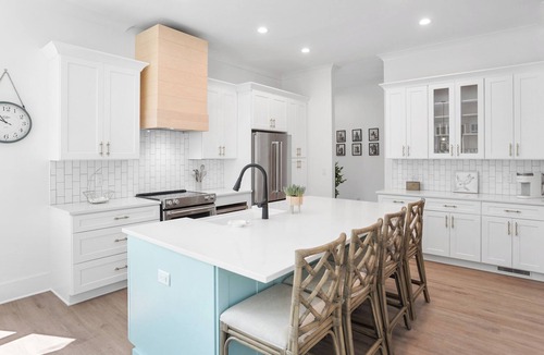 Saint Helena Island House | The Second Star- 1 Block to Sand and Ocean!