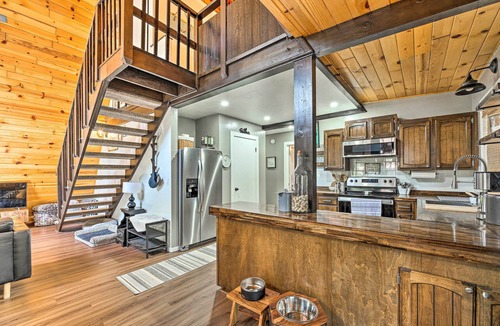 Pinetop Cabin | The Silly Goose A-Frame Cabin in Pinetop-Lakeside