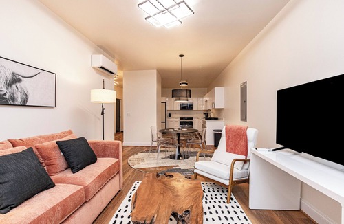 Onancock Apartment | The Social - Short Stays on Market