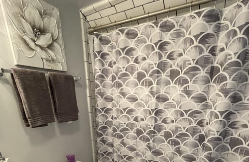 East Price Hill Apartment | The Stanton!