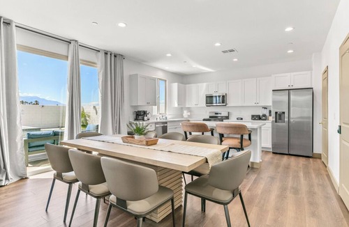 Coachella House | The TWINS: 18 Bedroom/10Bath/Sleeps 40+/LazyRiver/Pickleball/GameRoom
