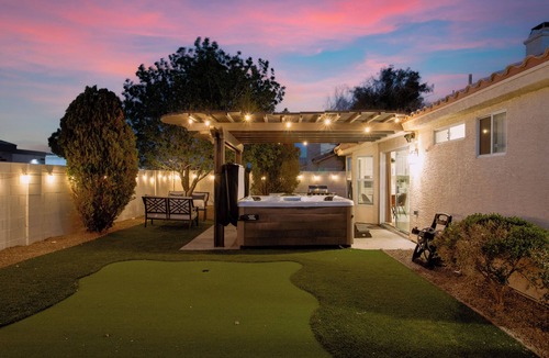 North Las Vegas House | The Ultimate 5BR Funhouse: Spa, Golf & Pool Table!