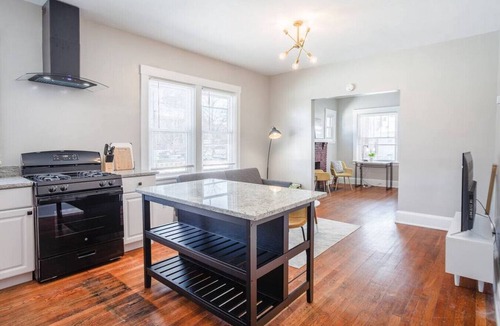 Covington Apartment | The Villa 1B Downtown Covington & by St. Elizabeth