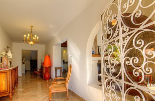 Afa House | The villa - AFA - Gîte