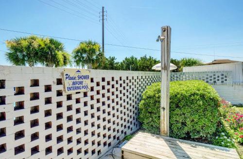 Airlie House | The Waterway 403 by Sea Scape Properties