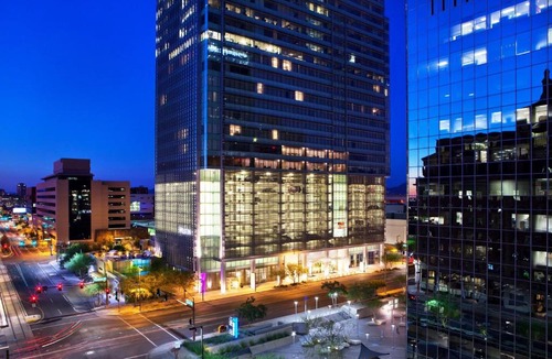 Downtown Phoenix Hotel | The Westin Phoenix Downtown