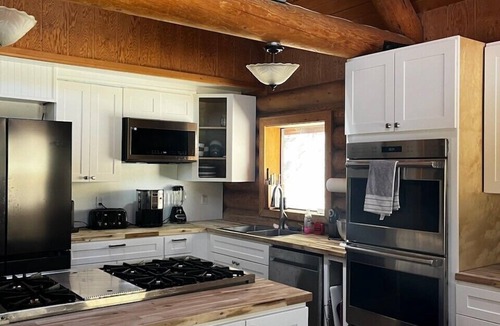 Greer Cabin | The Wildflower Cabin in Greer