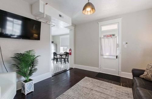 Hurricane House | This house is a 11 bedroom(s), 8 bathrooms, located in Hurricane, UT.