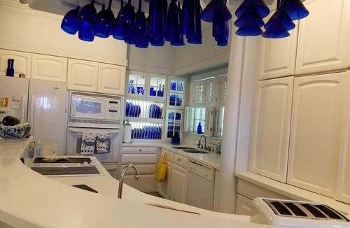 Birdsnest House | Thomas Inn Q 6 miles from Cape Charles - double room