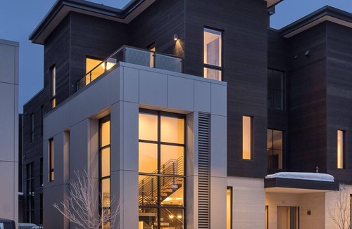Jackson House | Three-Bedroom, Five-Floor Townhouse in the Heart Jackson