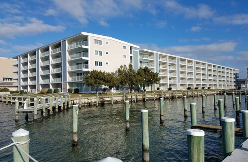 Midtown Ocean City Condo | Thunder Island 7A-Baywater 39th St, Pool, Elev, W/D, AC