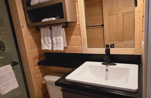 Page Cabin | Tiny Home King Room #11A