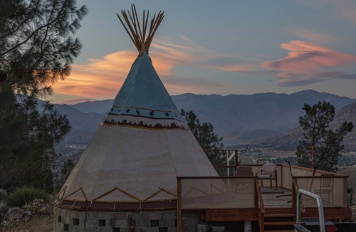 Bodfish Apartment | Tipi in the Sequoia national Forest