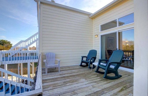 Holden Beach House | Toadally Relaxin': Cozy 2BR Duplex near the beach in Holden Beach, NC.
