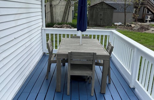 Put-in-Bay Apartment | Toledo House Guest Suite B. Catering to Couples. Great Location downtown PIB