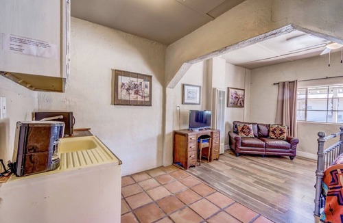 Tombstone Hotel | Tombstone San Jose House Room 3 Charlie Storms