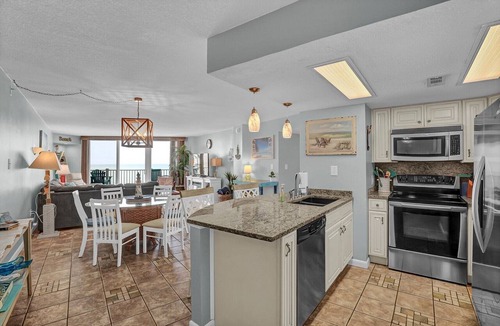 Sneads Ferry Condo | Top floor, oceanfront views!