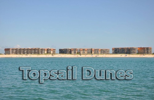 Sneads Ferry Condo | Topsail Dunes 3413 | Community Pool | Oceanfront Condo Complex