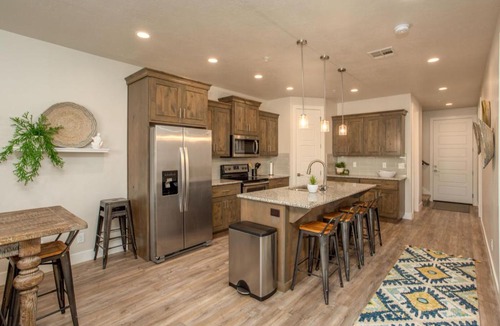 Washington House | Town Center 2298 Corner Casita 2