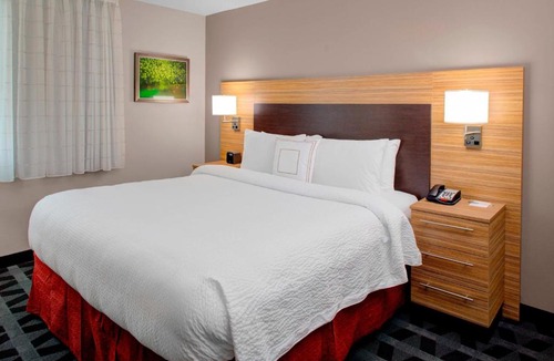 Parkersburg Hotel | TownePlace Suites by Marriott Parkersburg