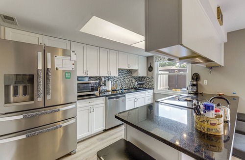 Beavercreek Condo | Townhome 10 Mi to WPAFB & Dayton!