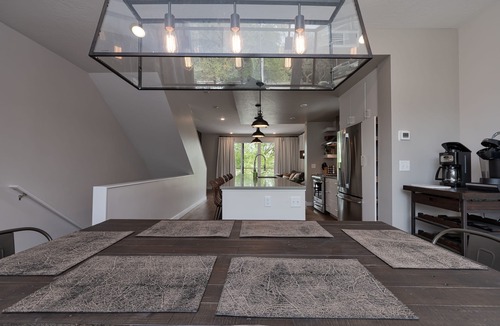Heart of Missoula House | Townhome with Stunning Views & Modern Finishes