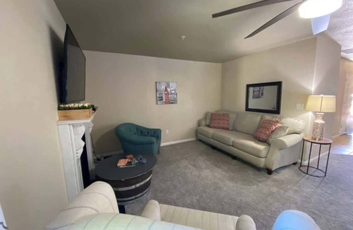 Modesto Condo | Townhouse close to shopping hospitals &restaurants