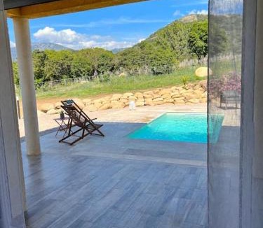 Vico Villa | Très belle villa au calme avec piscine à Sagone