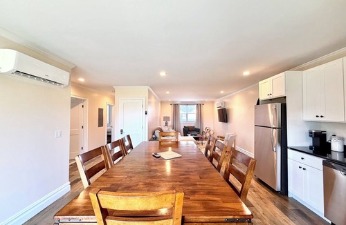 Newport East House | Tradewind Haven II - 5Bed Townhouse Near Newport!