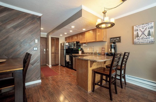Brian Head Condo | Tranquil 2-bedroom condo in Brian Head with pool and sauna