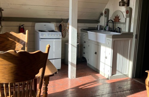 Ephraim Apartment | Tranquil barn apartment w/AC in charming Ephraim