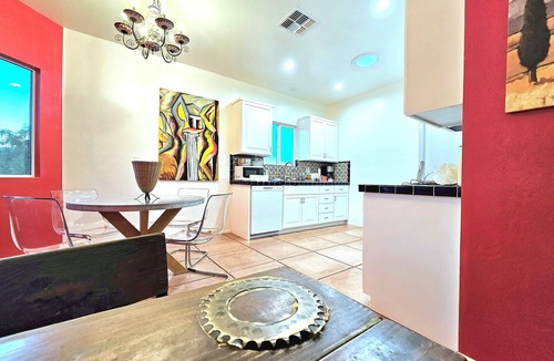 Telesis Estates House | Tranquil Hilltop Retreat with Stunning Desert Views