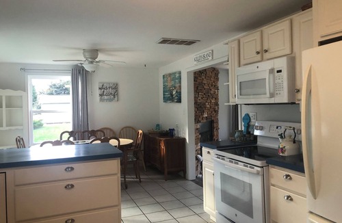 Kelleys Island House | Tranquil Kelleys Island home on a private road.