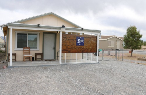 Pahrump Apartment | Traveling nurses, construction workers dream for 30 nights or more